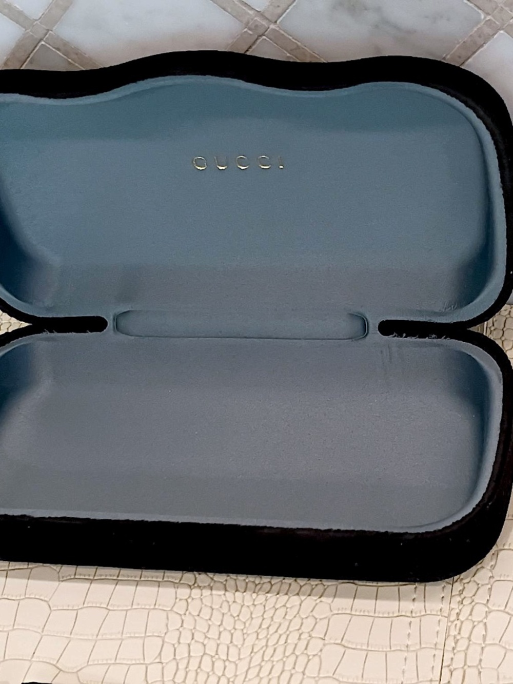 Rare Brand New Jumbo Size Black Velvet Sunglass Case w/ Pouch and Cloth - Picture 4 of 16